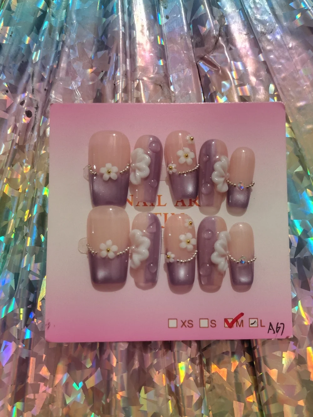 Press-On Floral Ombre Nails in Lavender and Nude - Women Makeup